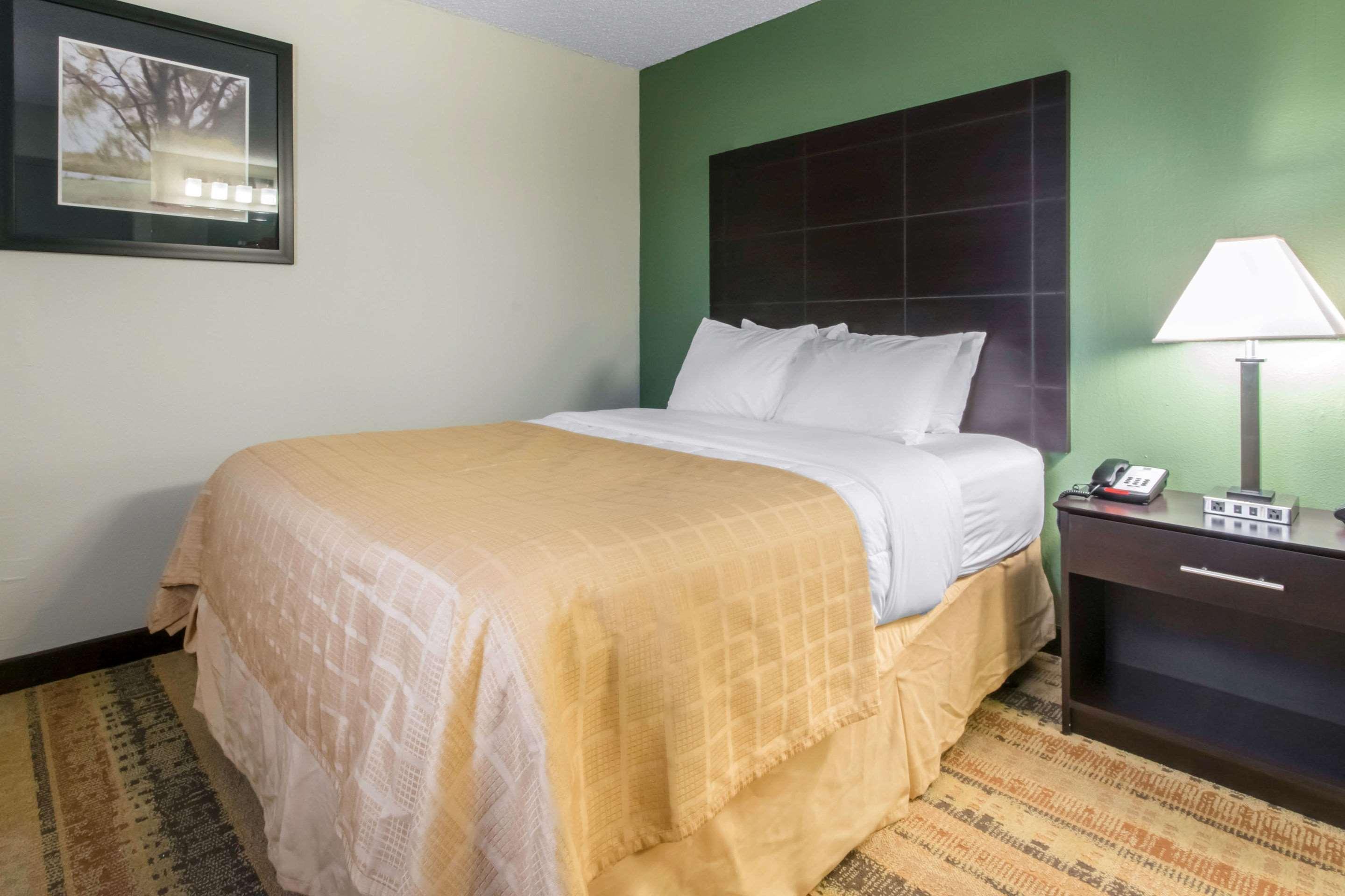 Quality Inn & Suites Horse Cave Exterior foto