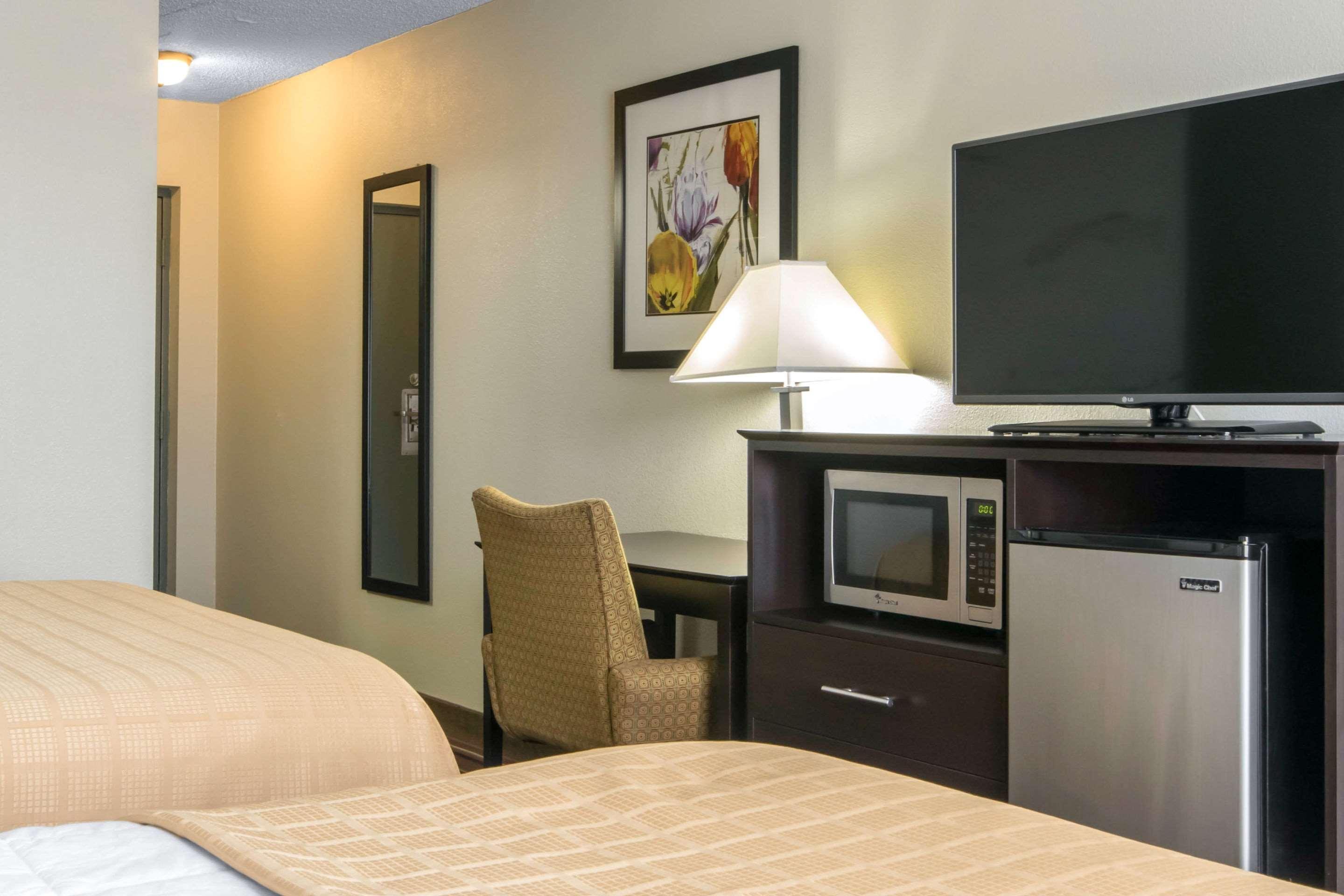 Quality Inn & Suites Horse Cave Exterior foto